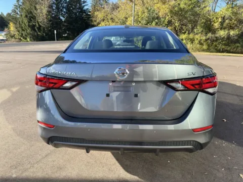 More photos of 2022 Nissan Sentra SV at Somerset Sales and Leasing, WI