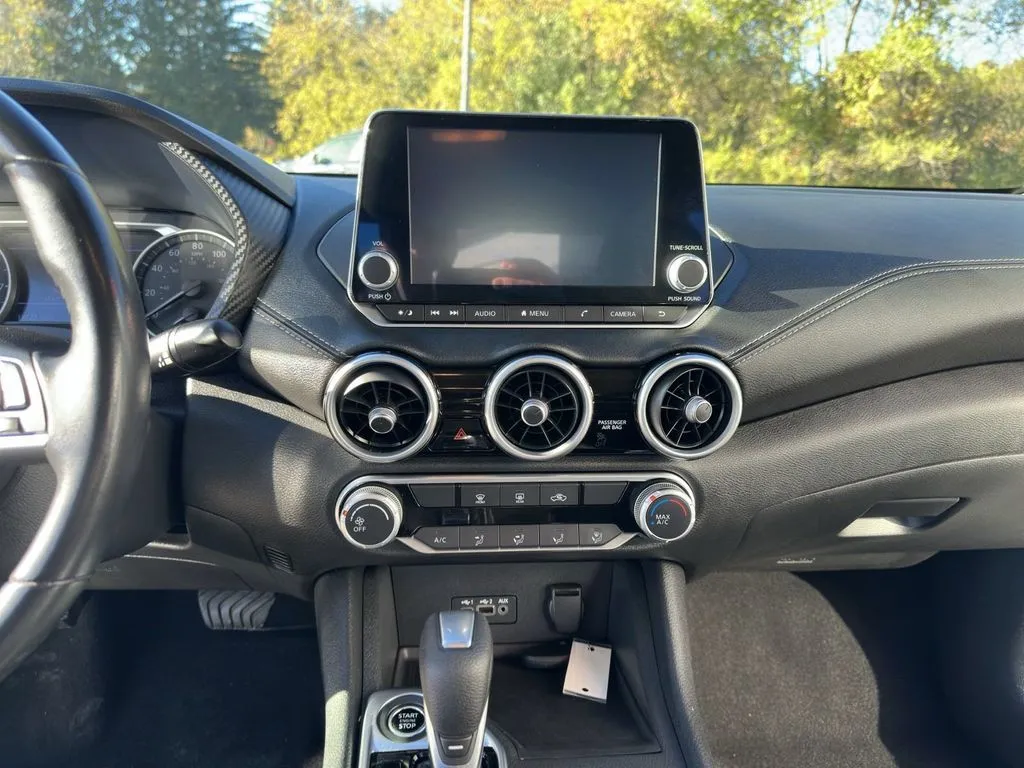 Nissan Sentra photo 15
