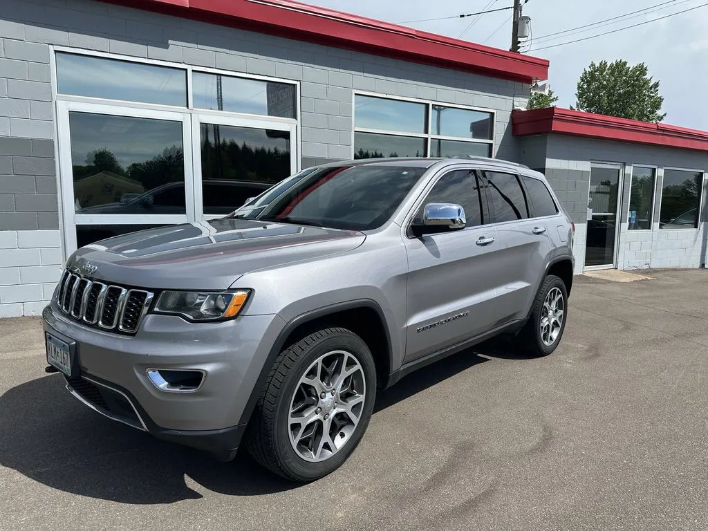 Silver 2019 Jeep Grand Cherokee Limited for sale in Somerset, WI
