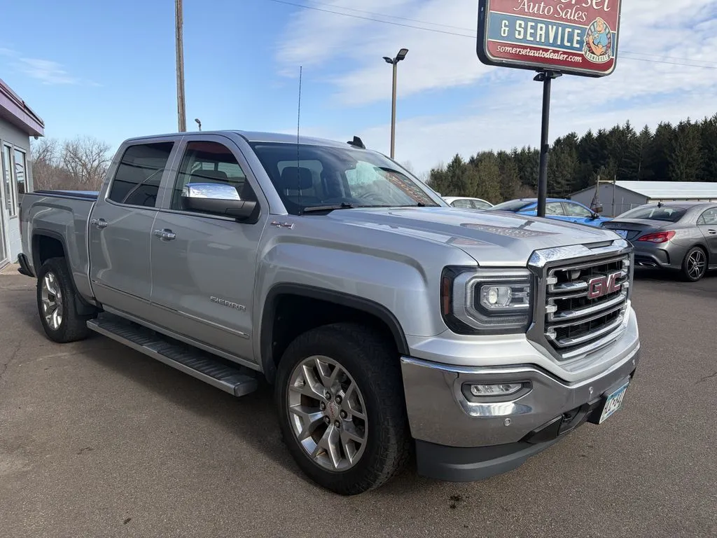 GMC Sierra photo 3