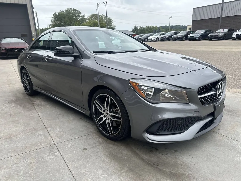 Mercedes-Benz CLA photo 19