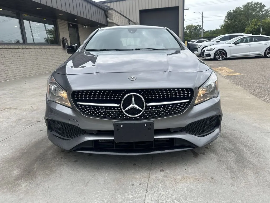 Mercedes-Benz CLA photo 18