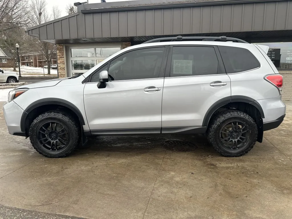 Subaru Forester photo 16