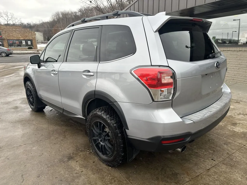 Subaru Forester photo 21