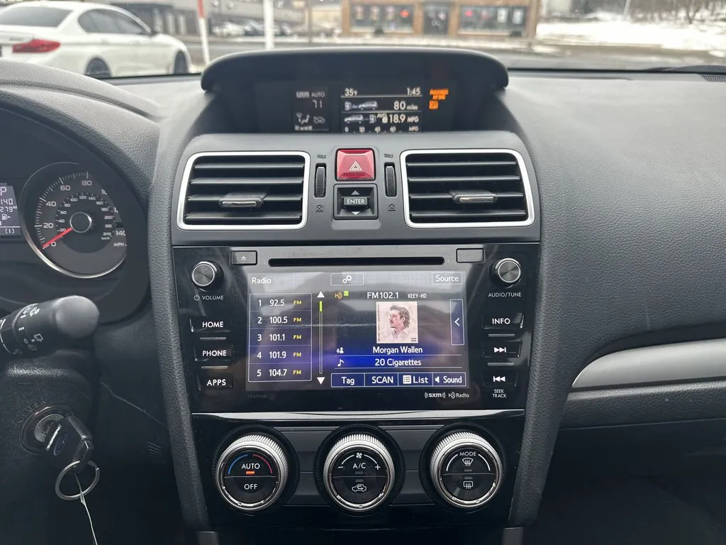 Subaru Forester photo 8