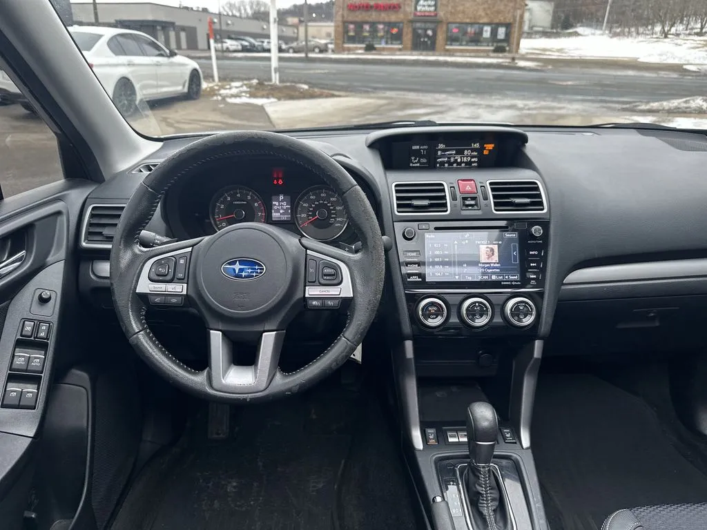 Subaru Forester photo 5
