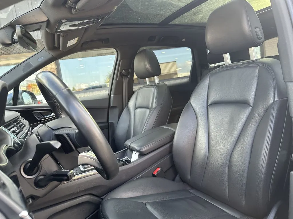 Audi Q7 photo 17