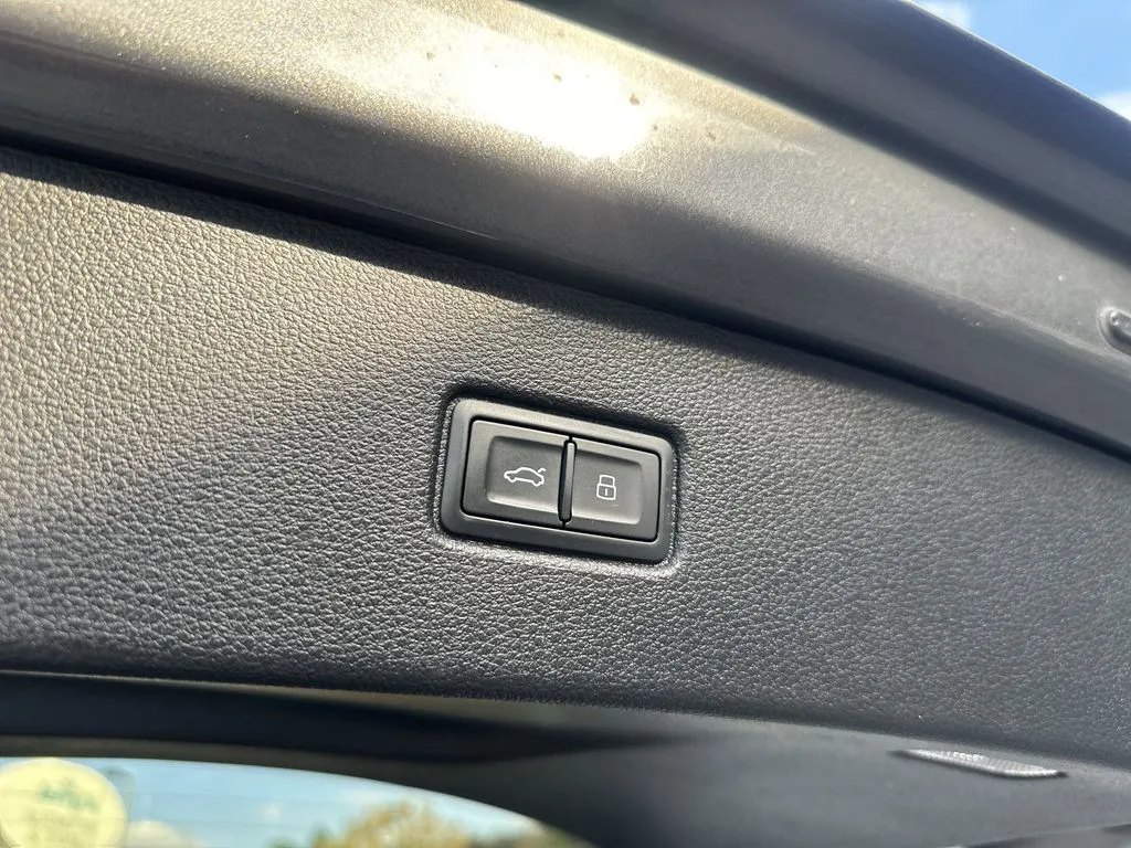 Audi Q7 photo 30