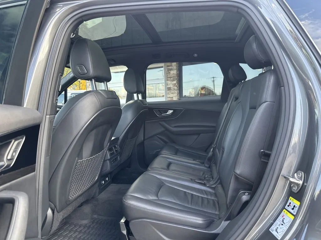 Audi Q7 photo 4