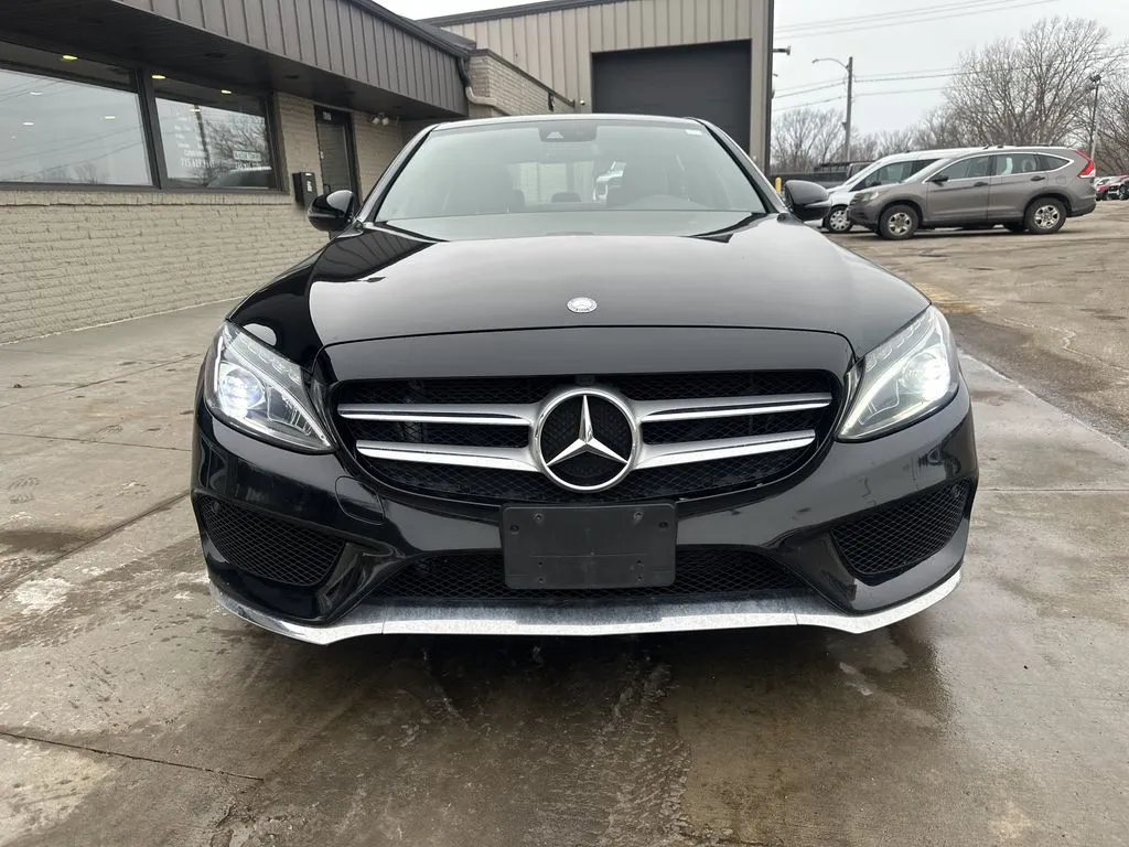 Mercedes-Benz C-Class photo 17