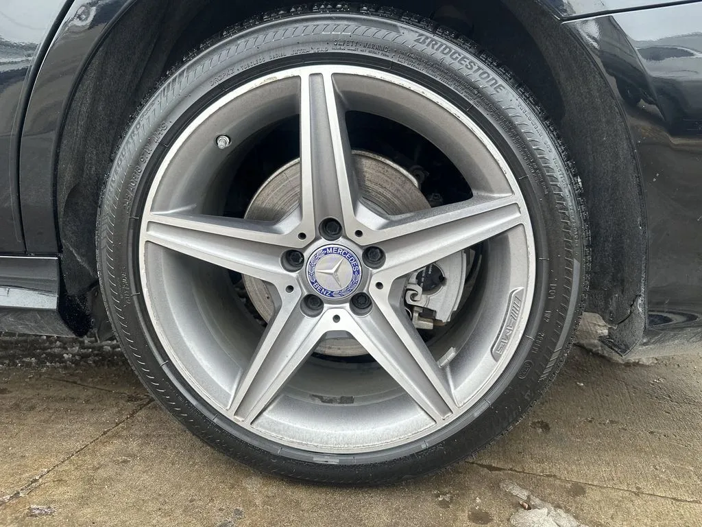 Mercedes-Benz C-Class photo 23