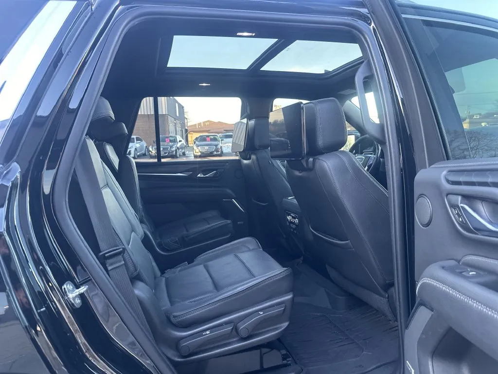GMC Yukon photo 23