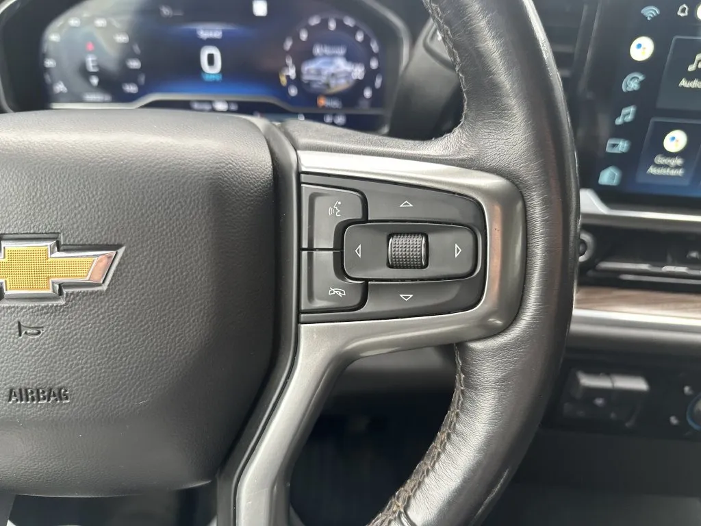 Chevrolet Silverado photo 9