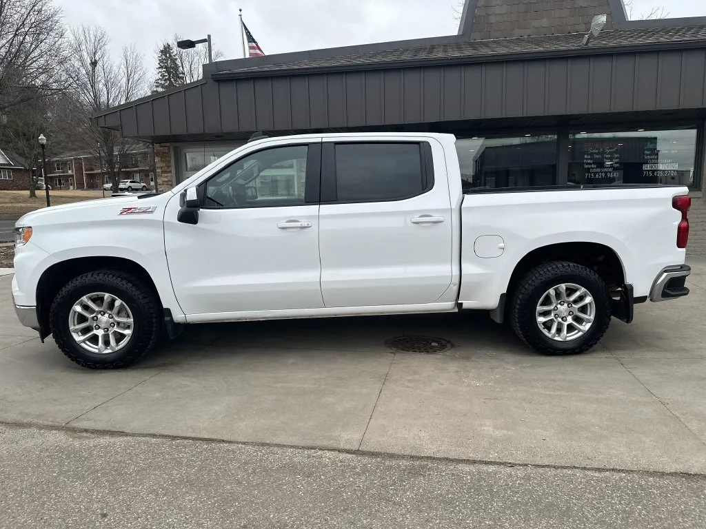 Chevrolet Silverado photo 15
