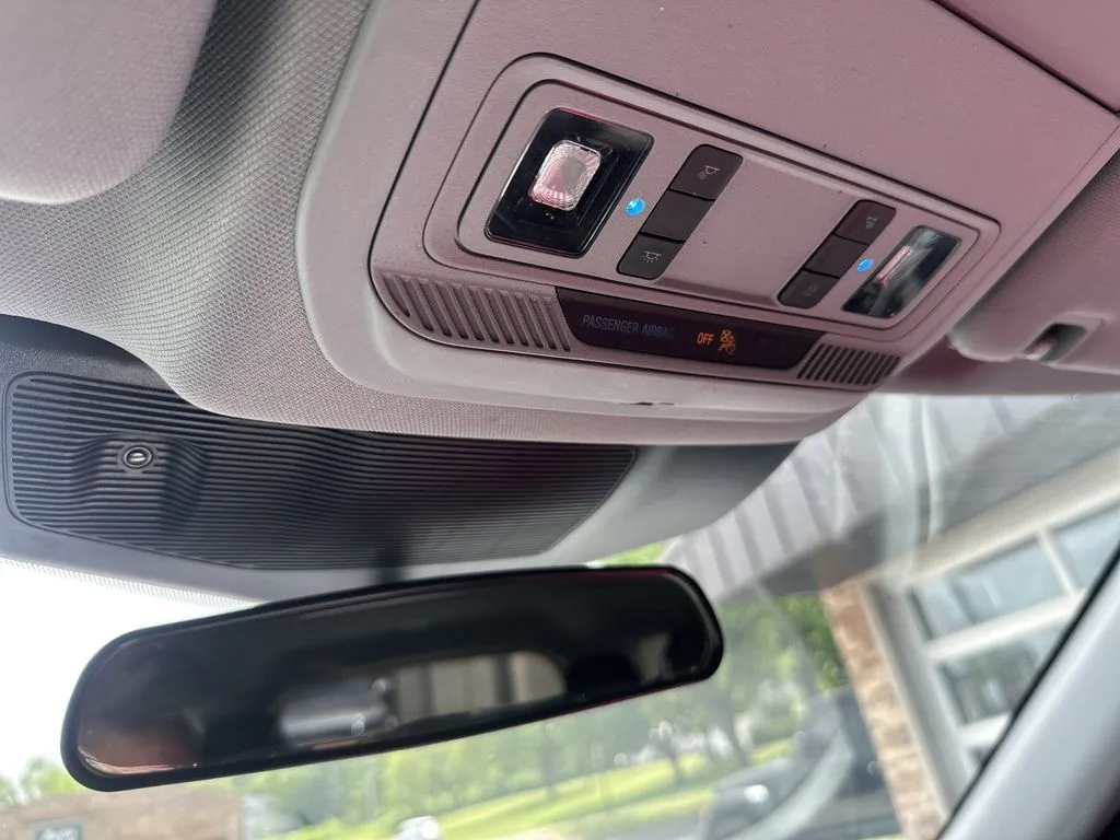 Ford Explorer photo 14