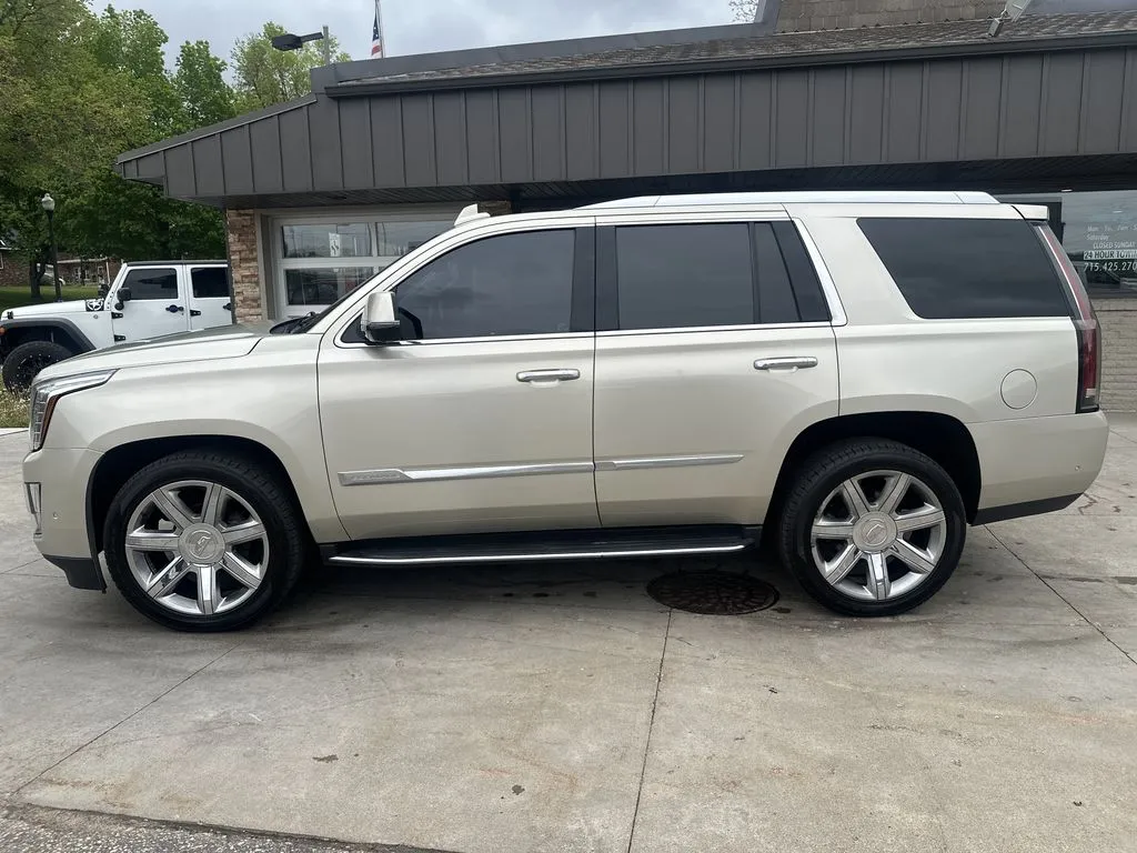 Cadillac Escalade photo 17