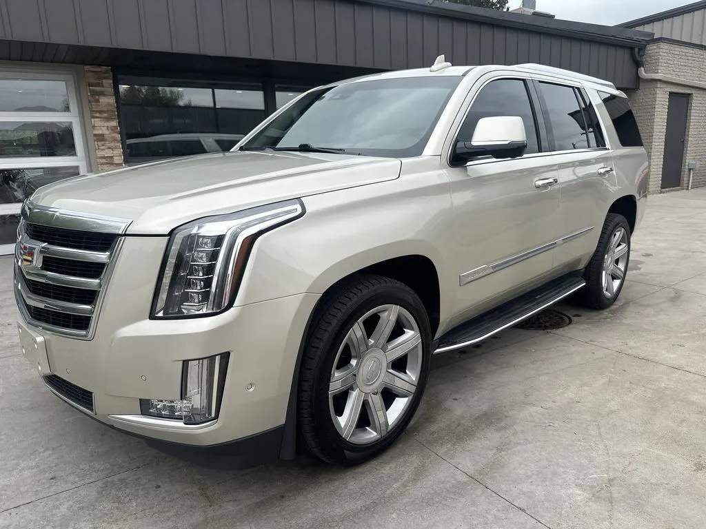 Silver 2017 Cadillac Escalade Luxury for sale in Somerset, WI