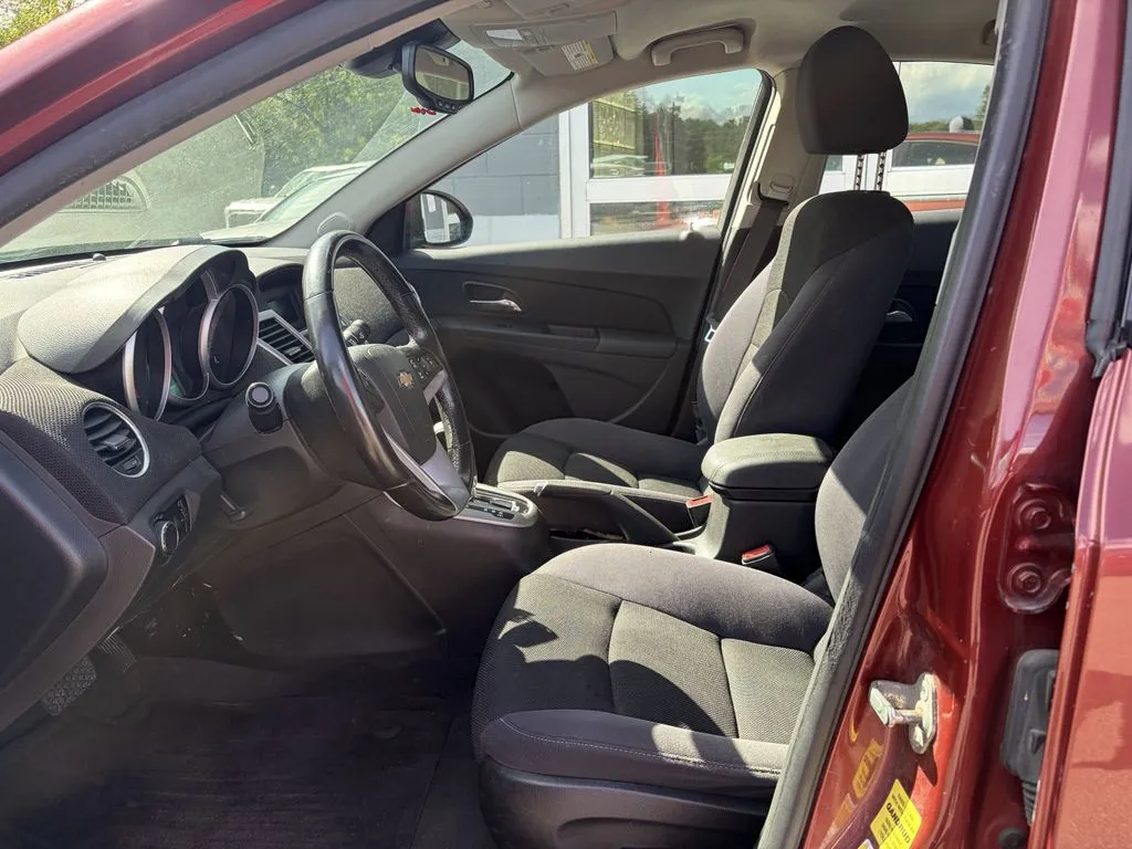 Chevrolet Cruze photo 7