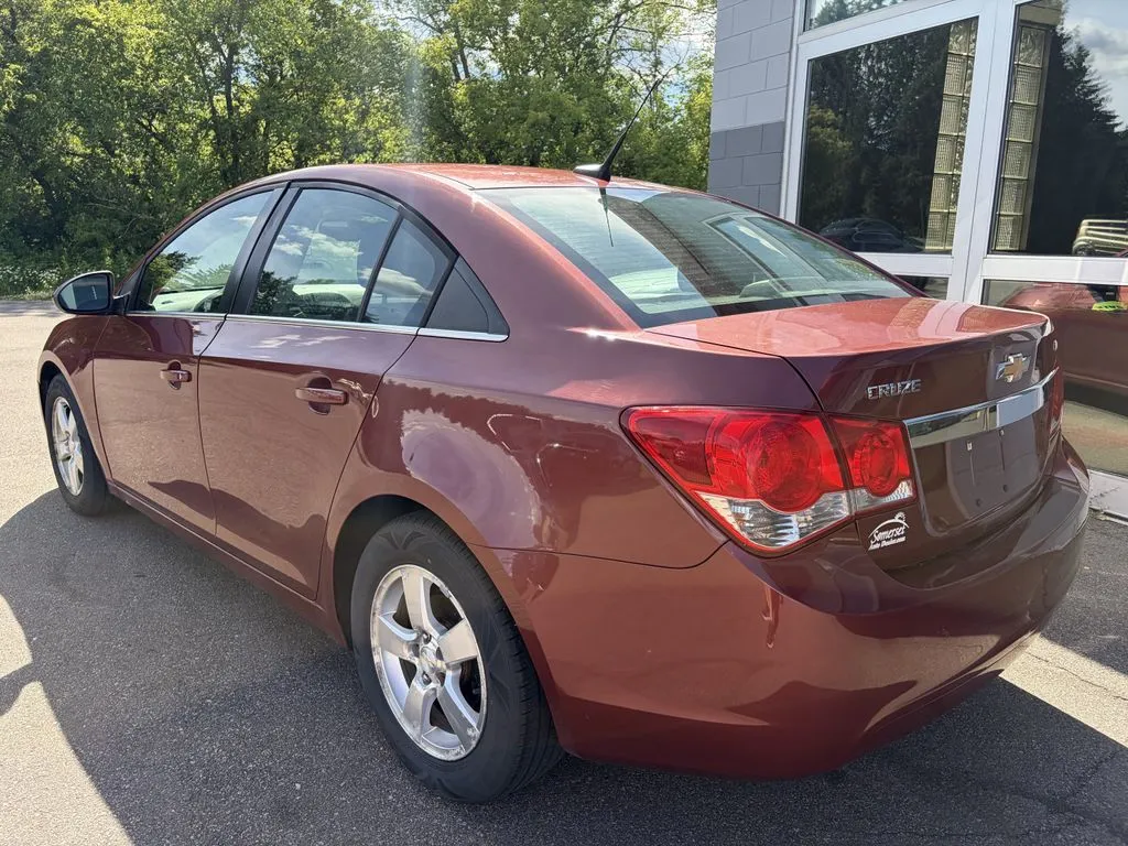 Chevrolet Cruze photo 6
