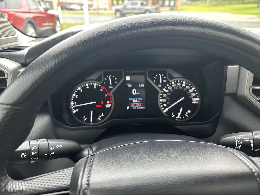 Toyota Tundra photo 7
