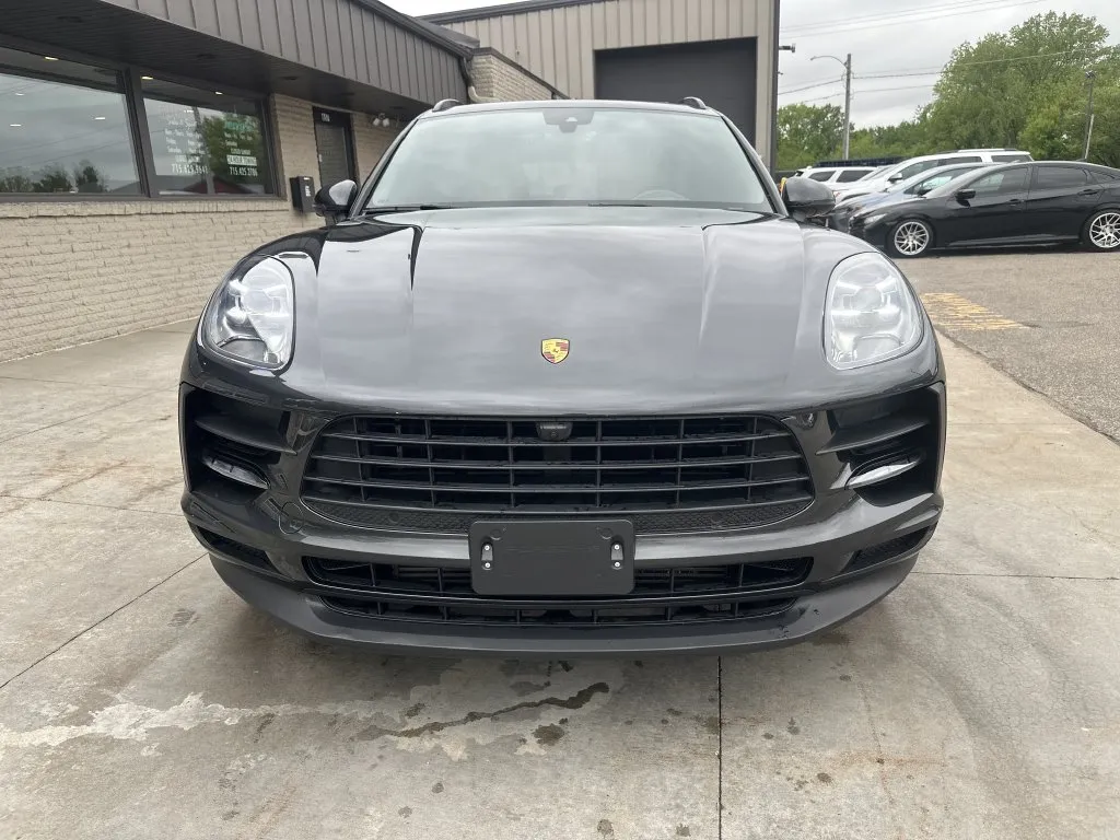 Porsche Macan photo 18