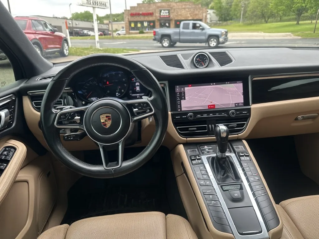 Porsche Macan photo 4