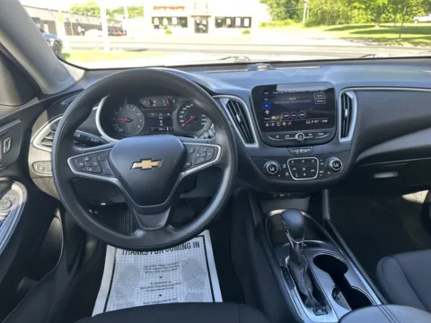 More photos of 2022 Chevrolet Malibu LT at Somerset Sales and Leasing, WI