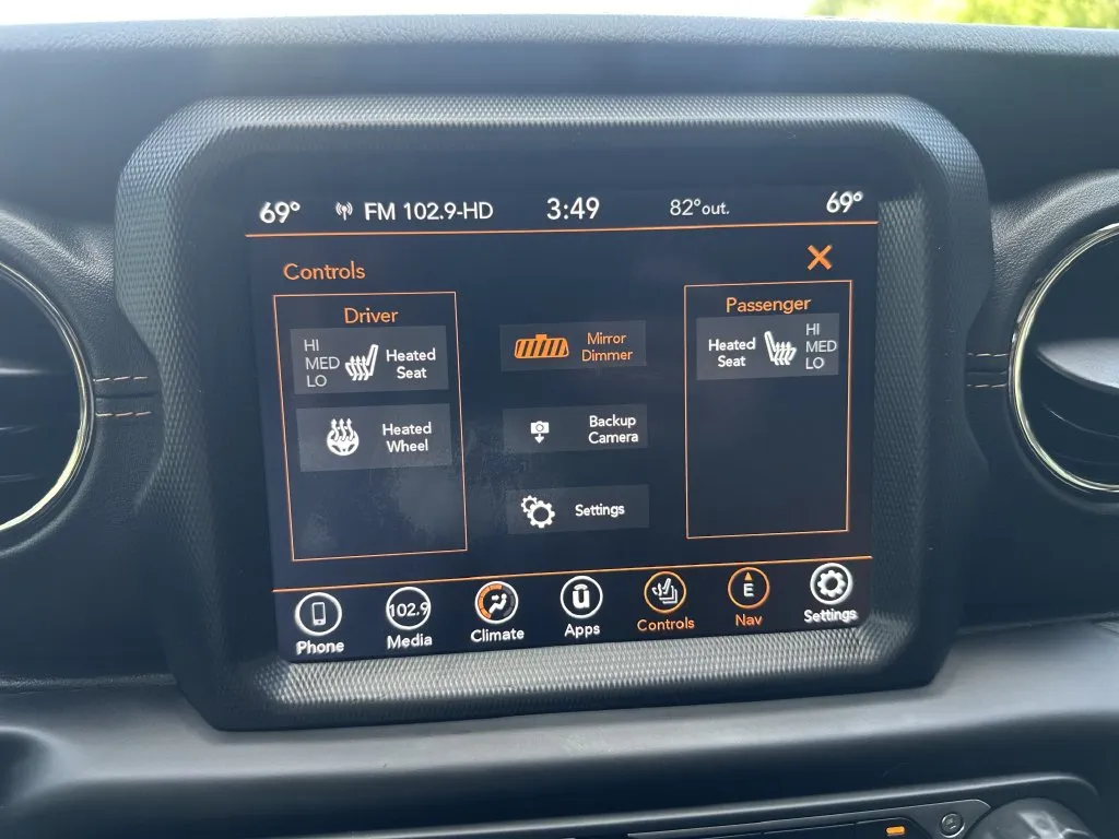 Jeep Wrangler photo 15