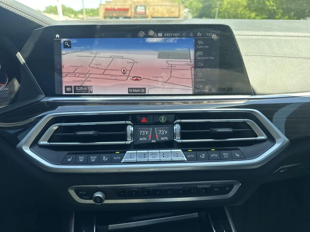 BMW X5 photo 8