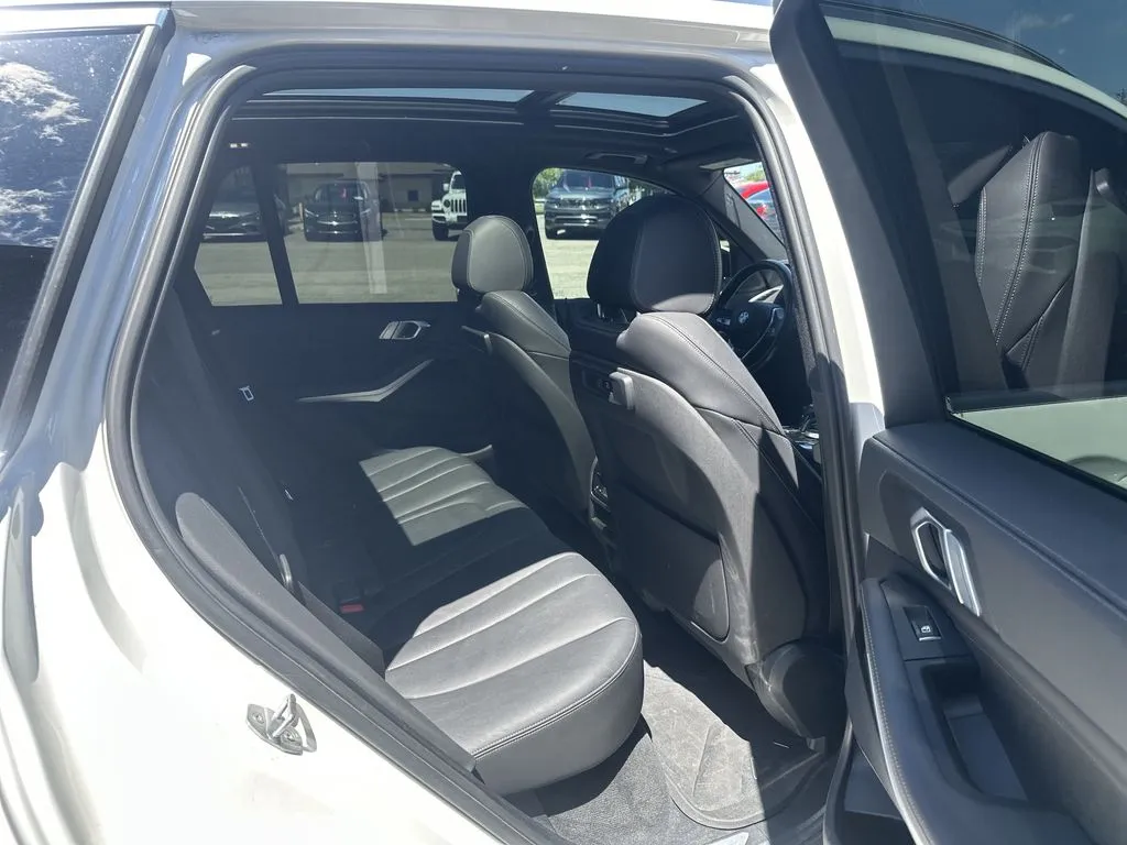 BMW X5 photo 22