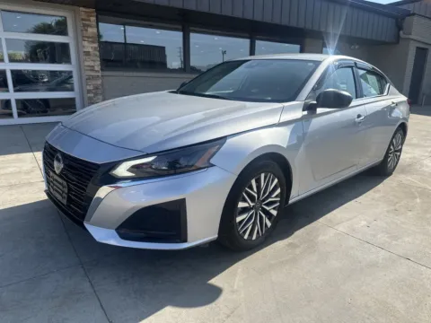 Silver 2024 Nissan Altima 2.5 SV for sale in Somerset, WI