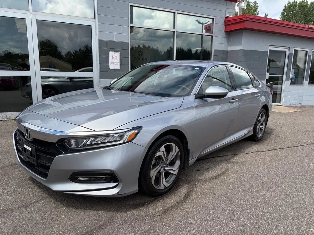 Silver 2018 Honda Accord EX for sale in Somerset, WI