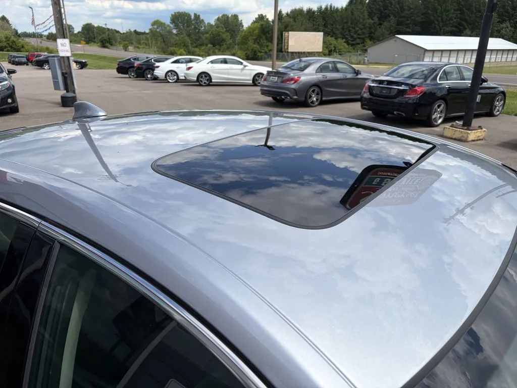 Honda Accord photo 8