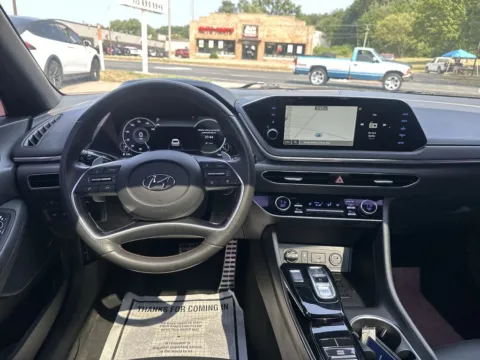 More photos of 2022 Hyundai Sonata SEL Plus at Somerset Sales and Leasing, WI