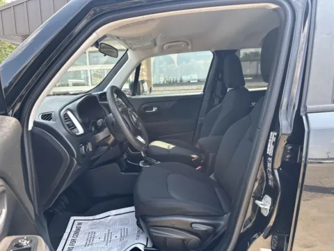 Another view of 2018 Jeep Renegade Sport for sale in Somerset, WI at Somerset Sales and Leasing