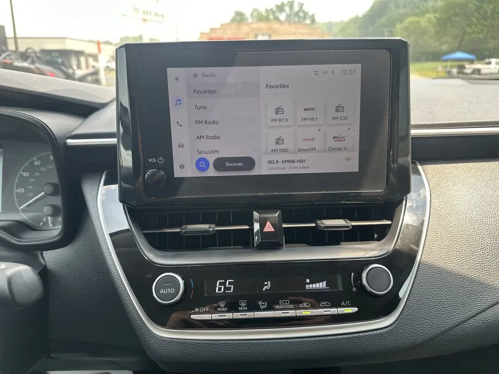 Toyota Corolla photo 8