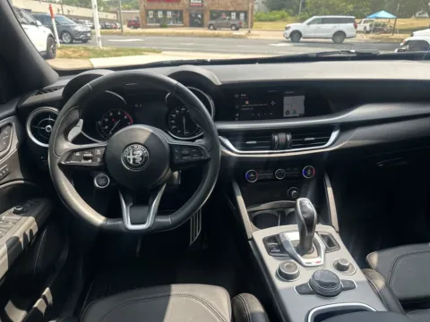 More photos of 2023 Alfa Romeo Stelvio Veloce at Somerset Sales and Leasing, WI