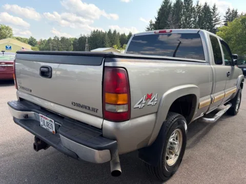 More photos of 2002 Chevrolet Silverado 2500 HD LS at Somerset Sales and Leasing, WI