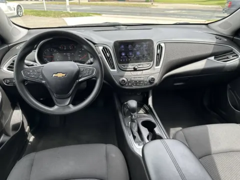 More photos of 2023 Chevrolet Malibu LT at Somerset Sales and Leasing, WI