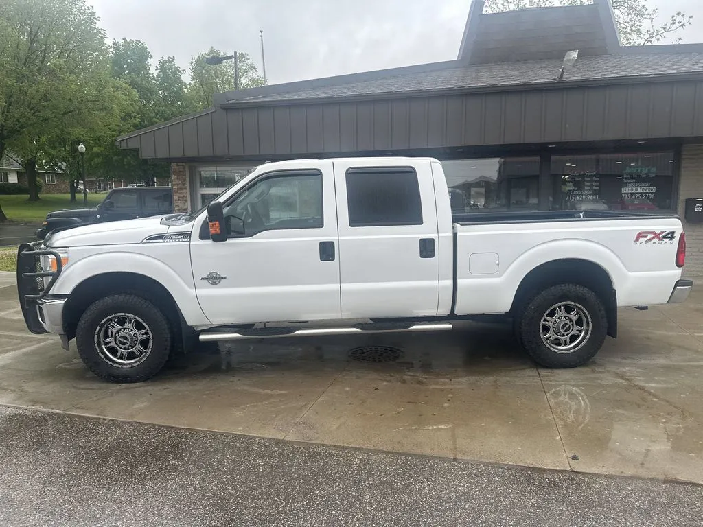 Ford F-250SD photo 14