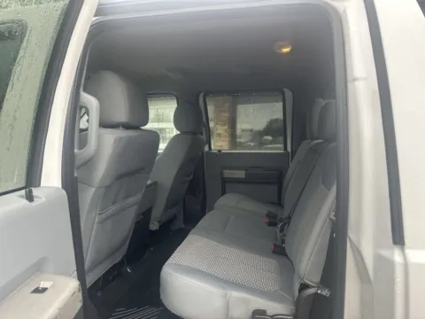 More photos of 2015 Ford F-250SD XLT at Somerset Sales and Leasing, WI