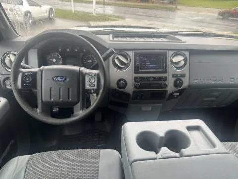 More photos of 2015 Ford F-250SD XLT at Somerset Sales and Leasing, WI