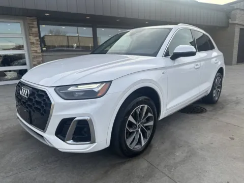 Unknown 2023 Audi Q5 45 S line Premium for sale in Somerset, WI