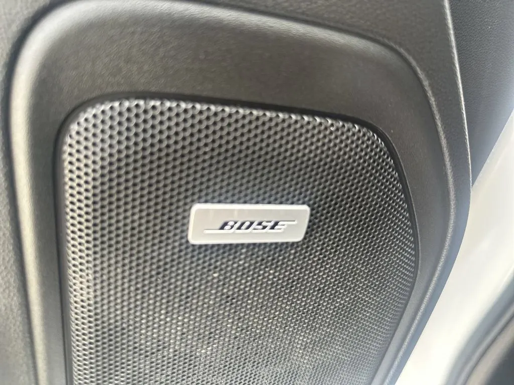 GMC Sierra photo 15