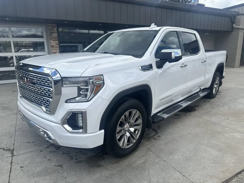 White 2019 GMC Sierra 1500 Denali for sale in Somerset, WI