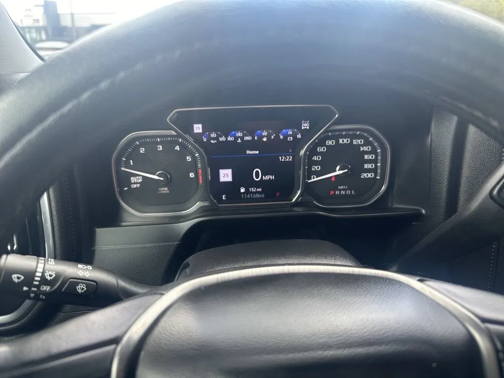 GMC Sierra photo 7