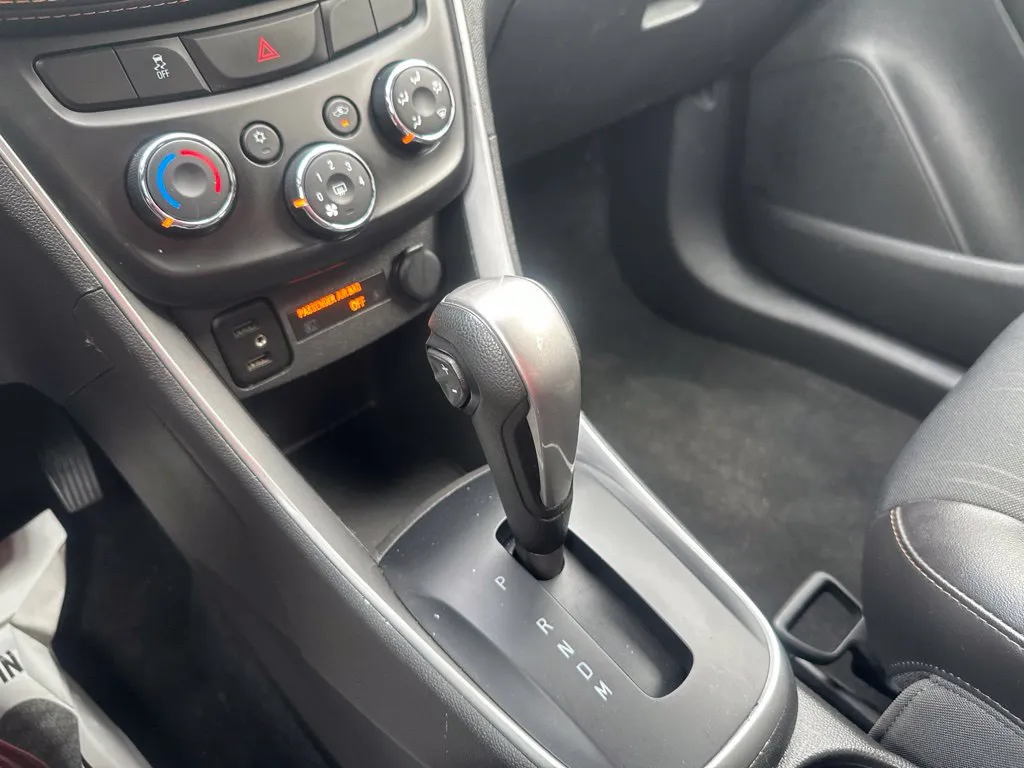 Chevrolet Trax photo 9