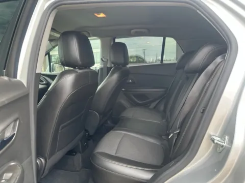 More photos of 2022 Chevrolet Trax LT at Somerset Sales and Leasing, WI