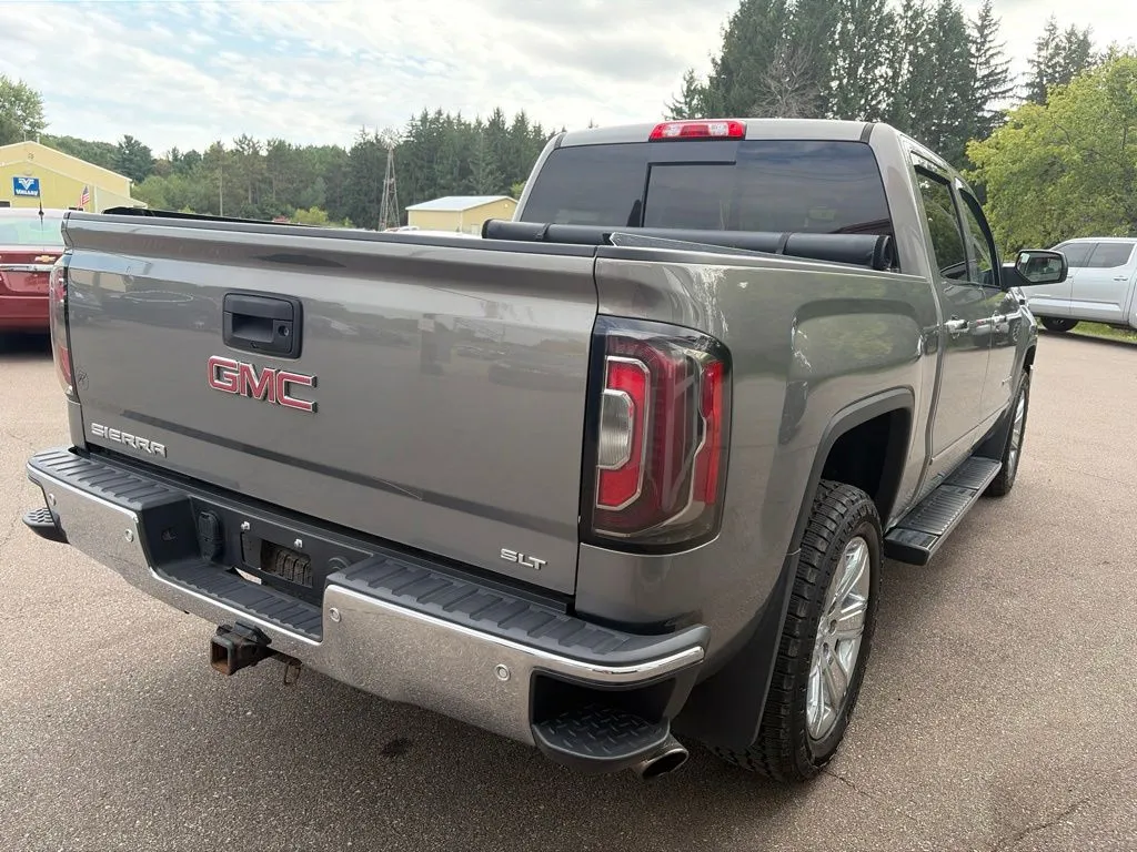GMC Sierra photo 7