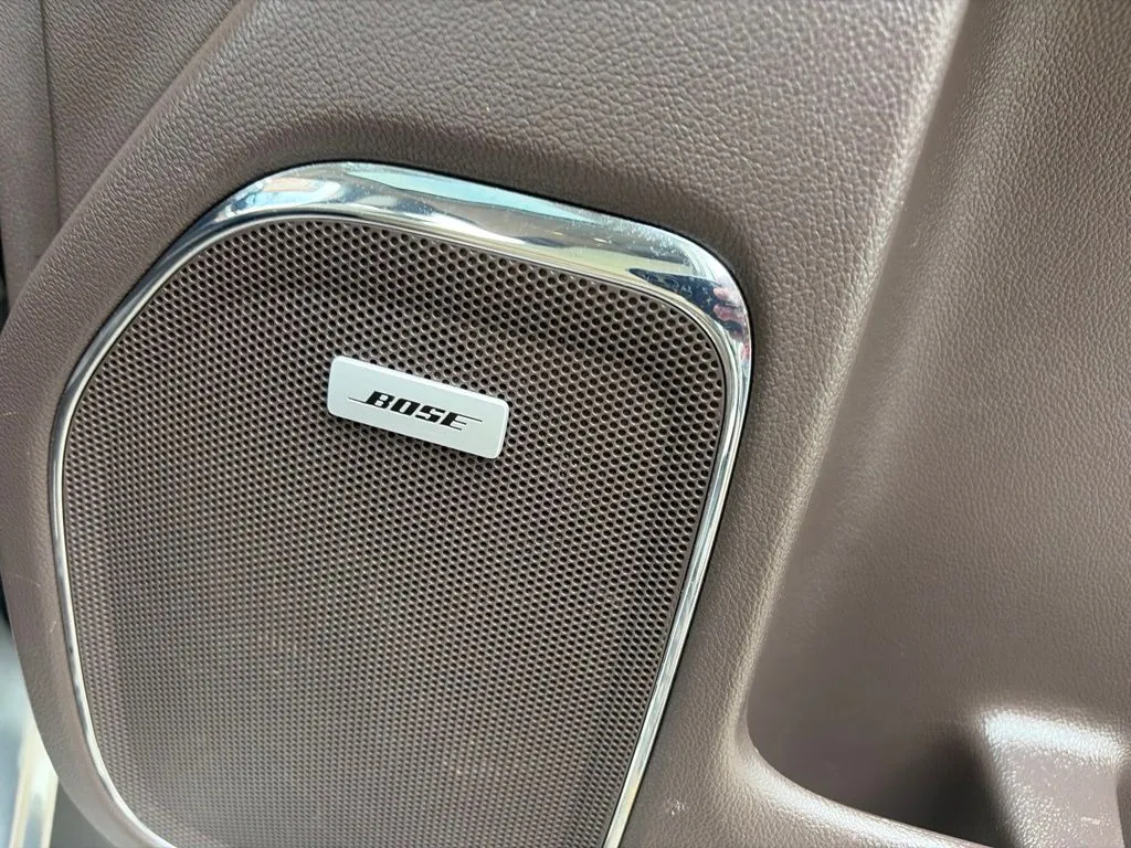 GMC Sierra photo 17